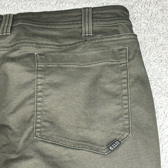 5.11 Tactical Pants Mens 40 x 32 Defender Flex Pant 7 Pockets Work Utility Hike - Picture 4 of 5